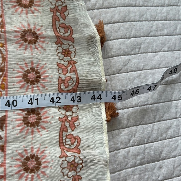 Spartina 449 linen cream boho tassel Paisley, printed scarf shawl wrap OS - Picture 15 of 16